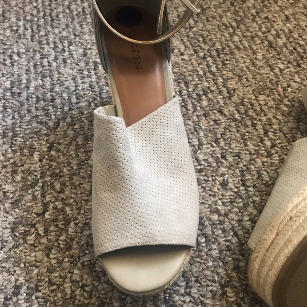 Cream espadrilles platform sandals